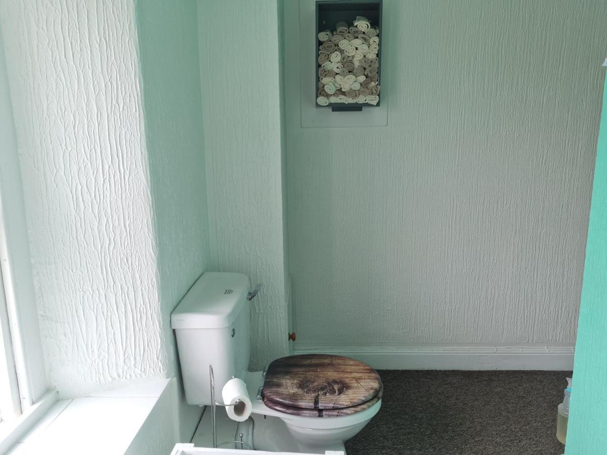 17 Bridge St, 3 Bedroom Flat Aberystwyth Buitenkant foto
