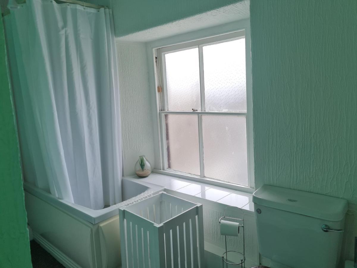 17 Bridge St, 3 Bedroom Flat Aberystwyth Buitenkant foto