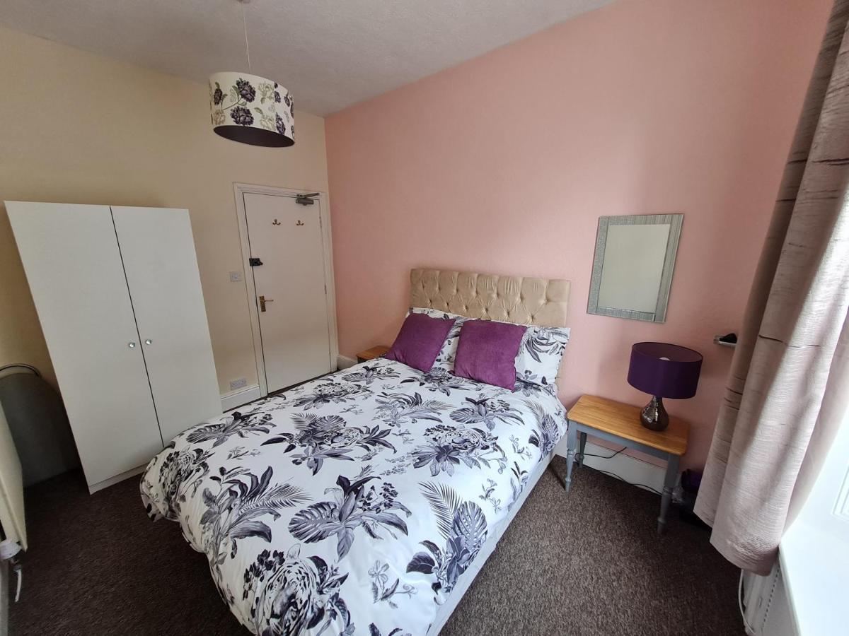 17 Bridge St, 3 Bedroom Flat Aberystwyth Buitenkant foto