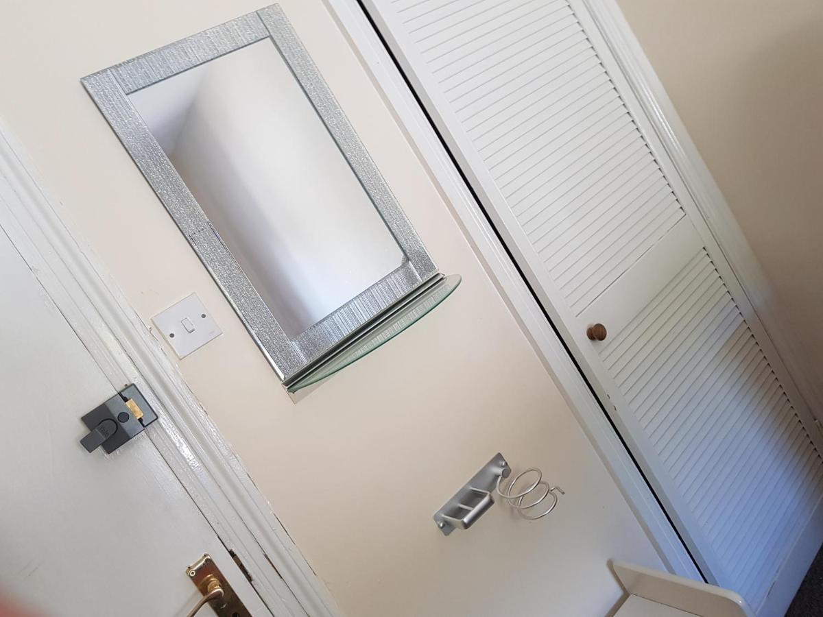 17 Bridge St, 3 Bedroom Flat Aberystwyth Buitenkant foto