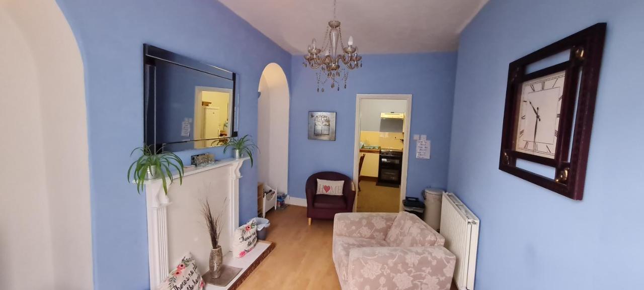17 Bridge St, 3 Bedroom Flat Aberystwyth Buitenkant foto